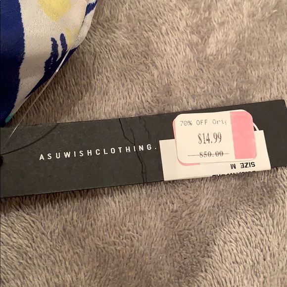 Dress - Picture 2 of 3